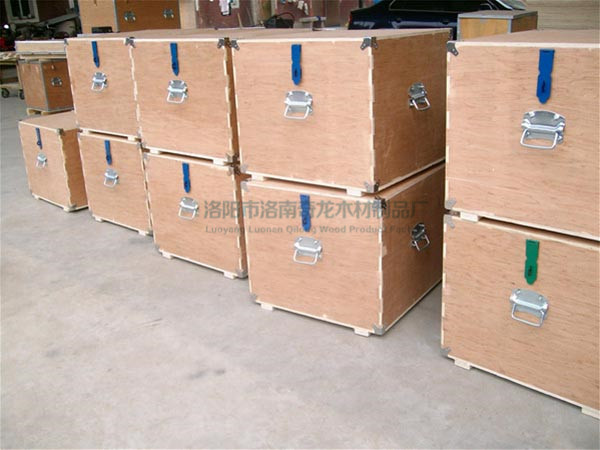 钢带木箱在出口包装中的免熏蒸优势